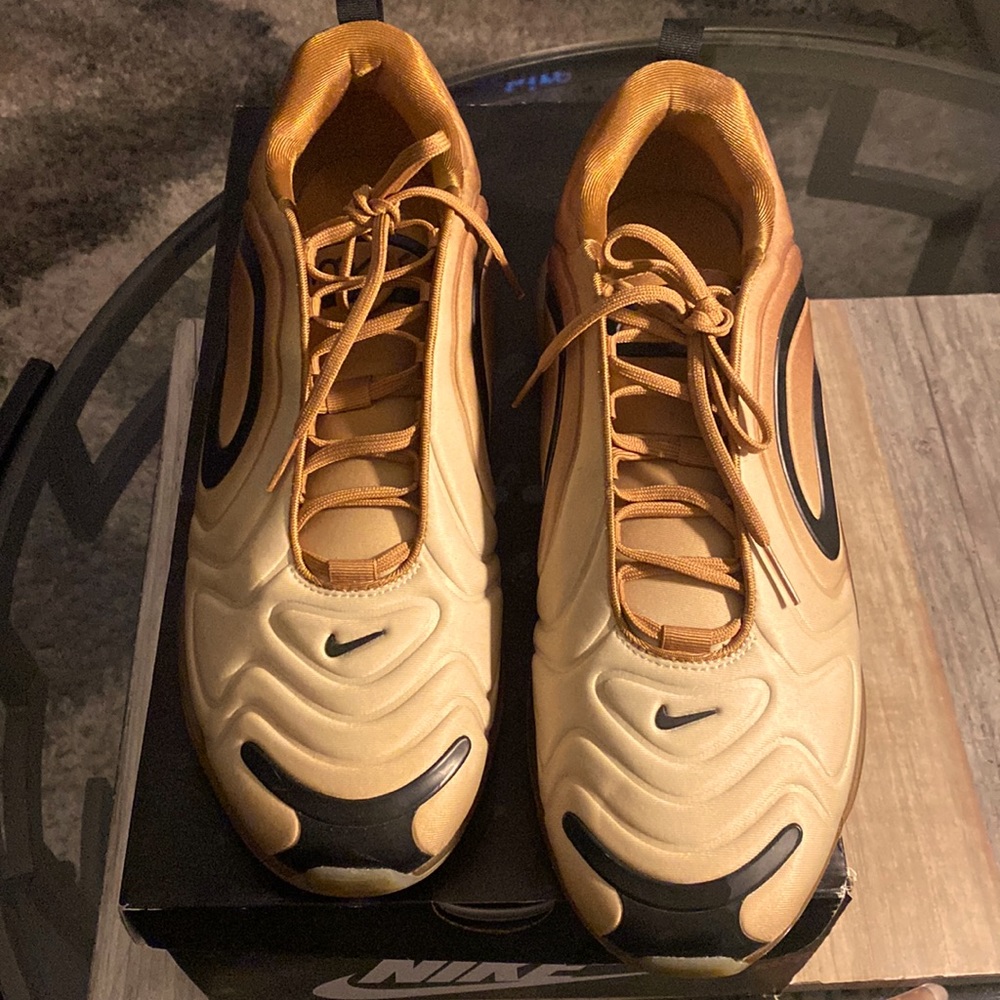 Air Max 720